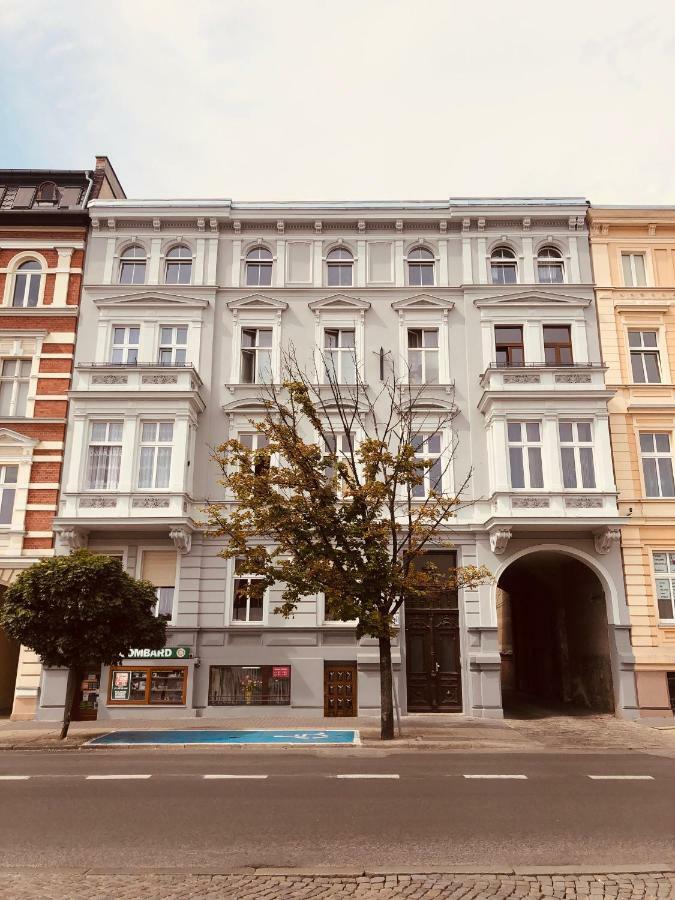 Apartament Flaming Z Balkonem - Scisle Centrum Naprzeciwko Pkp I Pks - Self Check In - Darmowy Parking - Pozne Wymeldowanie - Wystawiamy Fv Opole Exterior photo